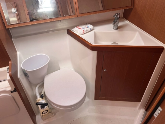 Beneteau Oceanis 41.1 usado à venda