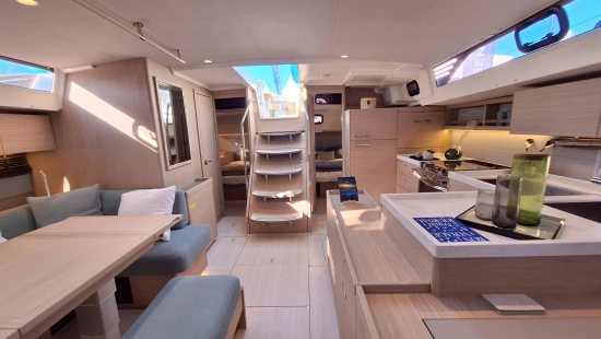 Beneteau Oceanis 52 nuova in vendita