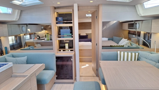 Beneteau Oceanis 52 nuova in vendita