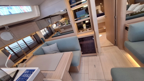 Beneteau Oceanis 52 nuova in vendita