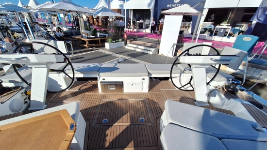 Beneteau Oceanis 52 nuova in vendita