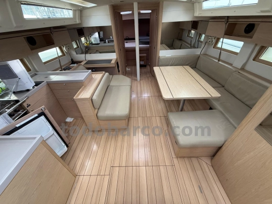 Beneteau Oceanis 51.1 usado à venda
