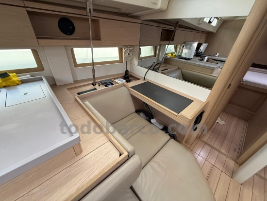Beneteau Oceanis 51.1 usado à venda