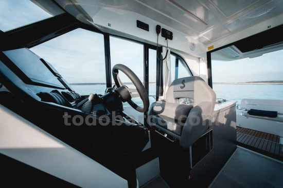 Beneteau Antares 9 V2 nuevo en venta