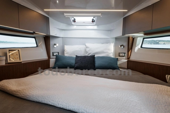 Beneteau Antares 9 V2 nuevo en venta