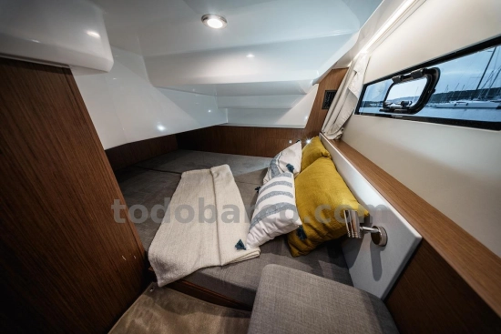 Beneteau Antares 9 V2 nuevo en venta