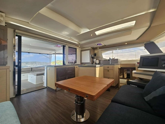 Fountaine Pajot SAONA 47 usata in vendita