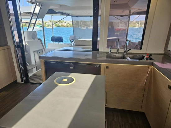 Fountaine Pajot SAONA 47 usata in vendita