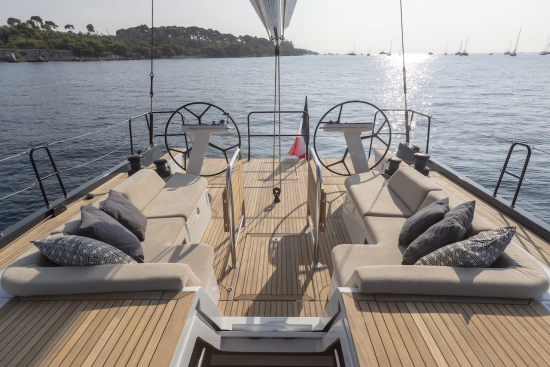 Beneteau First 53 novos à venda