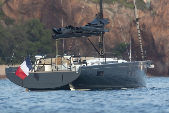 Beneteau First 53 novos à venda