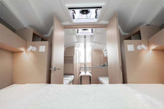 Beneteau Oceanis 30.1 nuevo en venta