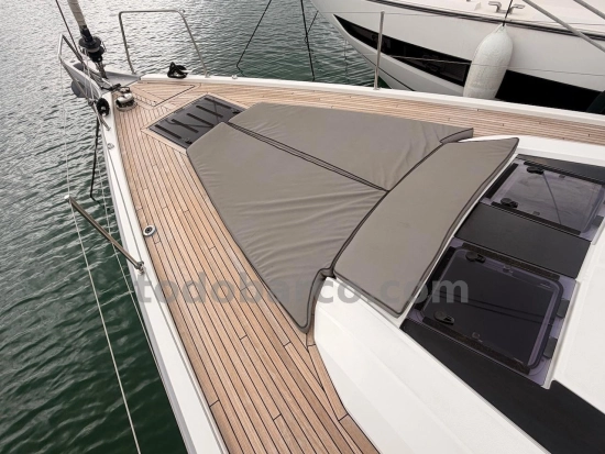 Beneteau Oceanis 51.1 usado à venda