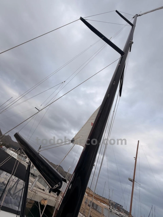 Beneteau Oceanis 51.1 usado à venda