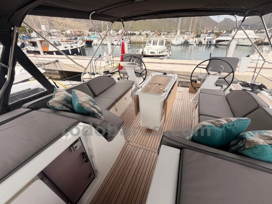 Beneteau Oceanis 51.1 usado à venda