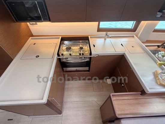 Beneteau Oceanis 51.1 usado à venda