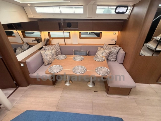 Beneteau Oceanis 51.1 usado à venda