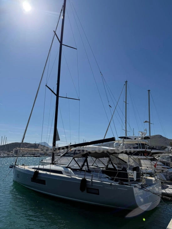 Beneteau Oceanis 51.1 usado à venda