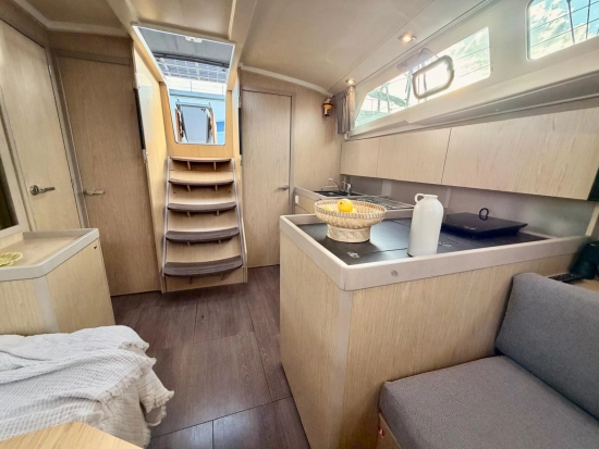 Beneteau Oceanis 41.1 usata in vendita