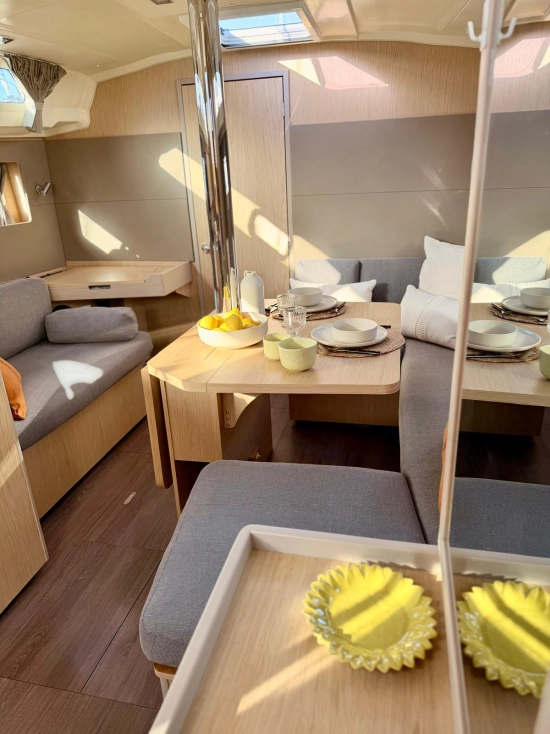 Beneteau Oceanis 41.1 usata in vendita