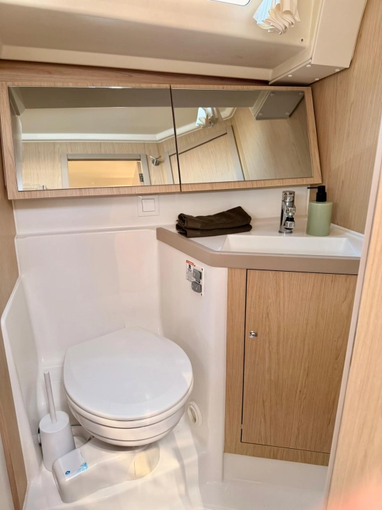 Beneteau Oceanis 41.1 usata in vendita