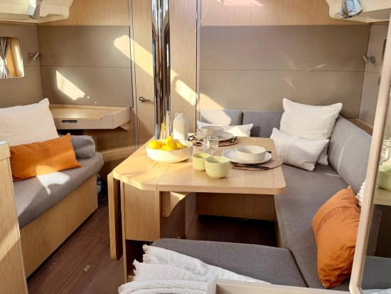 Beneteau Oceanis 41.1 usata in vendita