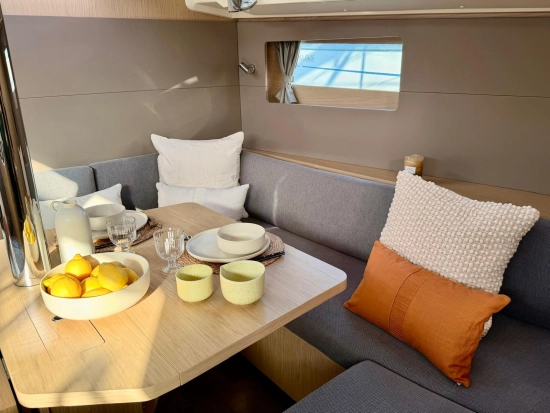Beneteau Oceanis 41.1 usata in vendita