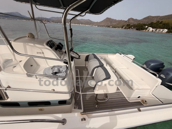 White Shark 265 usata in vendita