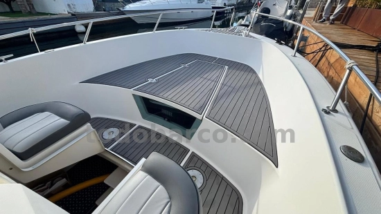 White Shark 265 usata in vendita