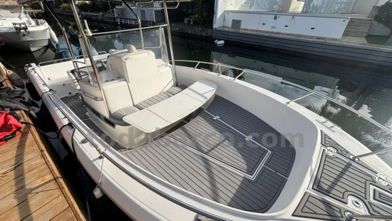 White Shark 265 usata in vendita