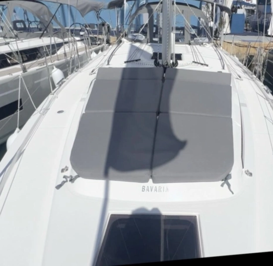 Bavaria Yachts C42 usado à venda