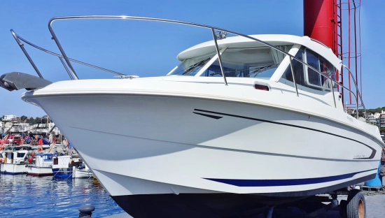 Beneteau Antares 750 Hb de segunda mano en venta