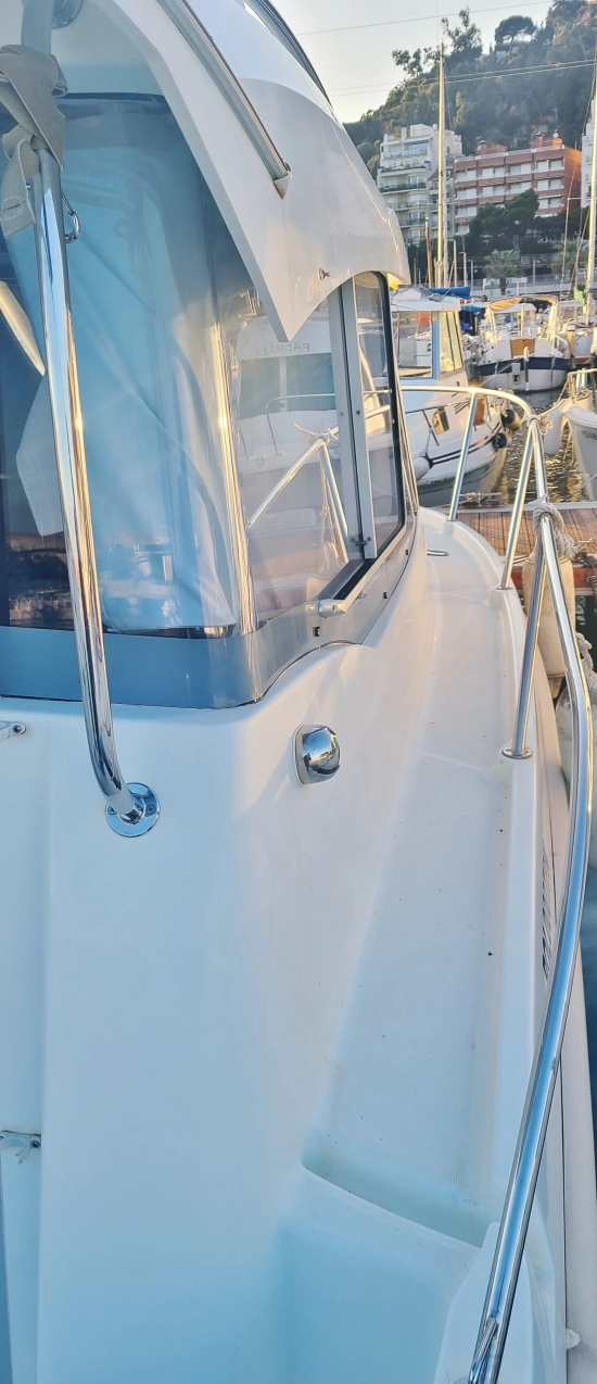 Beneteau Antares 750 Hb de segunda mano en venta