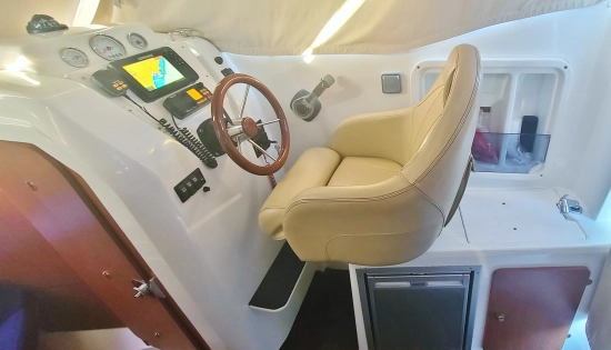Beneteau Antares 750 Hb de segunda mano en venta