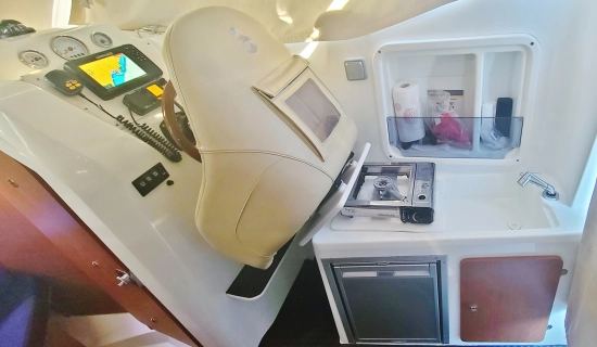 Beneteau Antares 750 Hb de segunda mano en venta