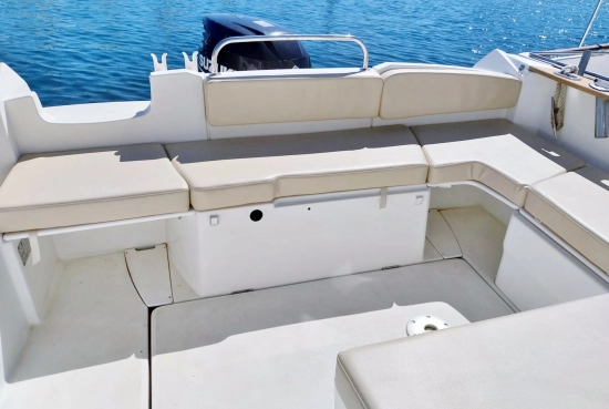 Beneteau Antares 750 Hb de segunda mano en venta