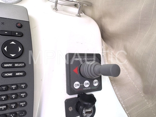 Beneteau Antares 750 HB de segunda mano en venta