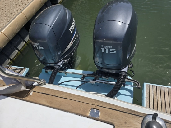 Jeanneau Cap Camarat 650 de segunda mano en venta