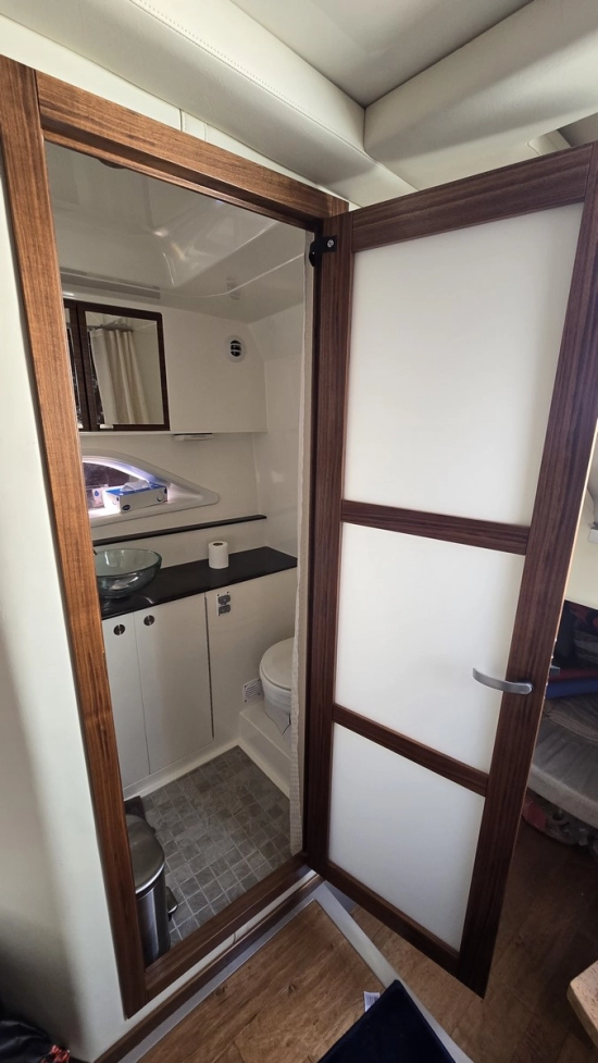 Sea Ray Sundancer 320 usado à venda