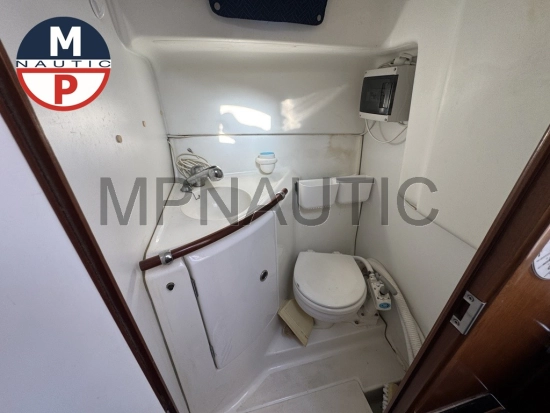 Beneteau Flyer 701 usata in vendita