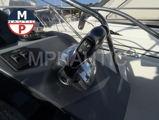 Beneteau Flyer 8.8 sundeck usado à venda