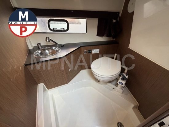 Beneteau Flyer 8.8 sundeck usado à venda
