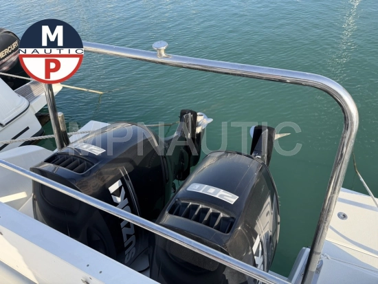 Beneteau Flyer 8.8 sundeck usado à venda