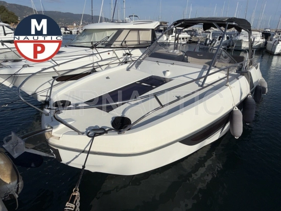 Beneteau Flyer 8.8 sundeck usado à venda