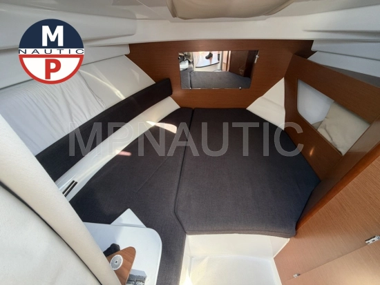 Jeanneau Merry Fisher 755 usado à venda