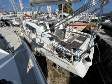 Beneteau Oceanis 31 preowned for sale