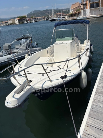 Kelt White Shark 225 usata in vendita