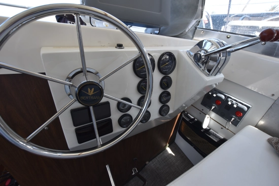 Bertram 31 Cruiser Fly de segunda mano en venta