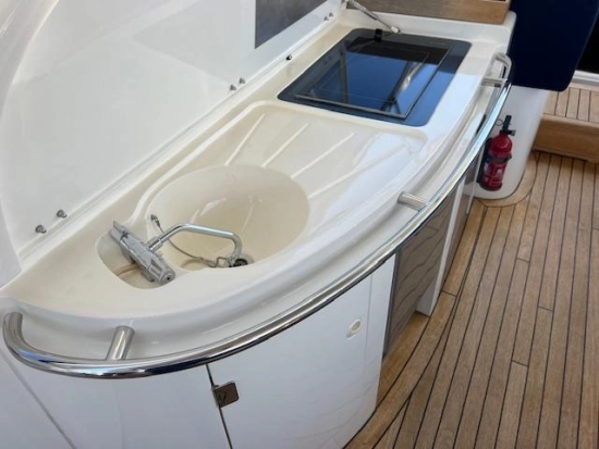 Sunseeker Predator 58 usado à venda