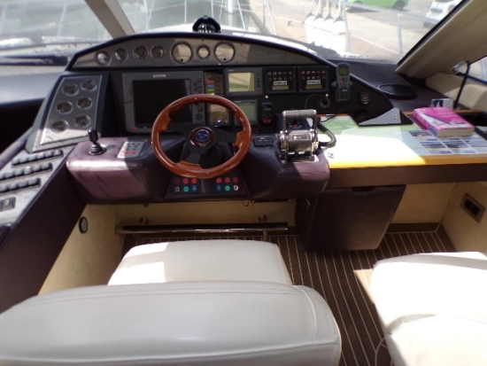 Sealine T60 preowned for sale