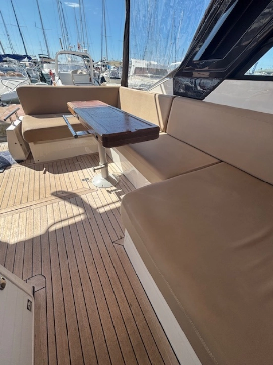 Sealine SC35 usata in vendita